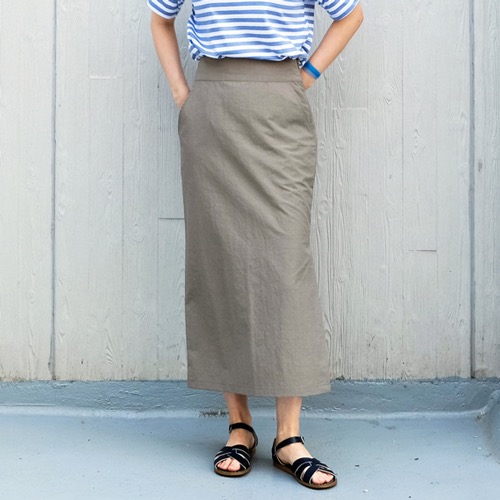H-line long skirt with slit