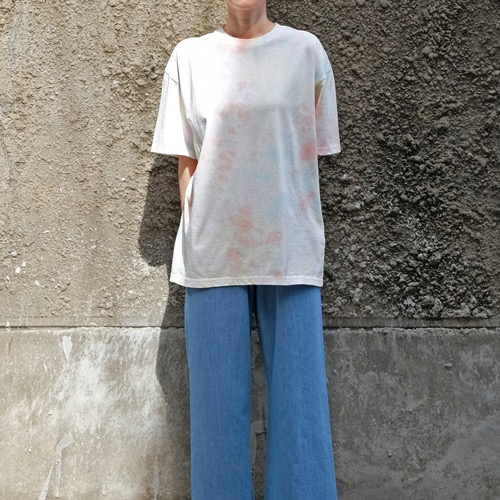 CHALK color dyed t-shirt