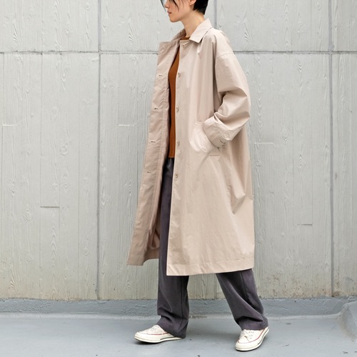 loose single trench coat