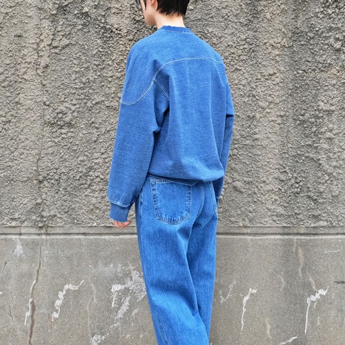 v-neck blue denim color-dyed pullover
